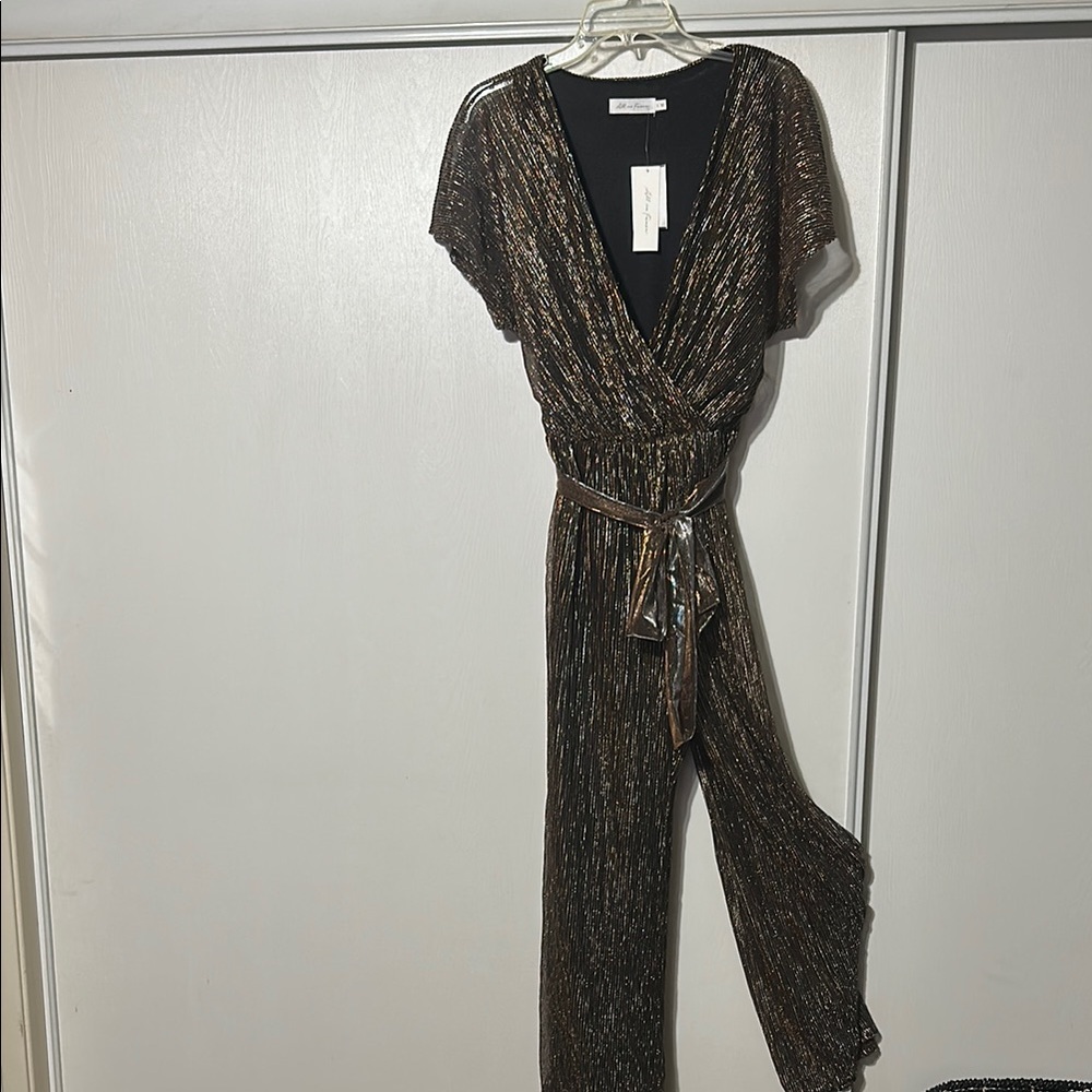 🆕 All in Favor Elegant Bronze V Neck Tie Waist Wide  Leg Jumpsuit Large